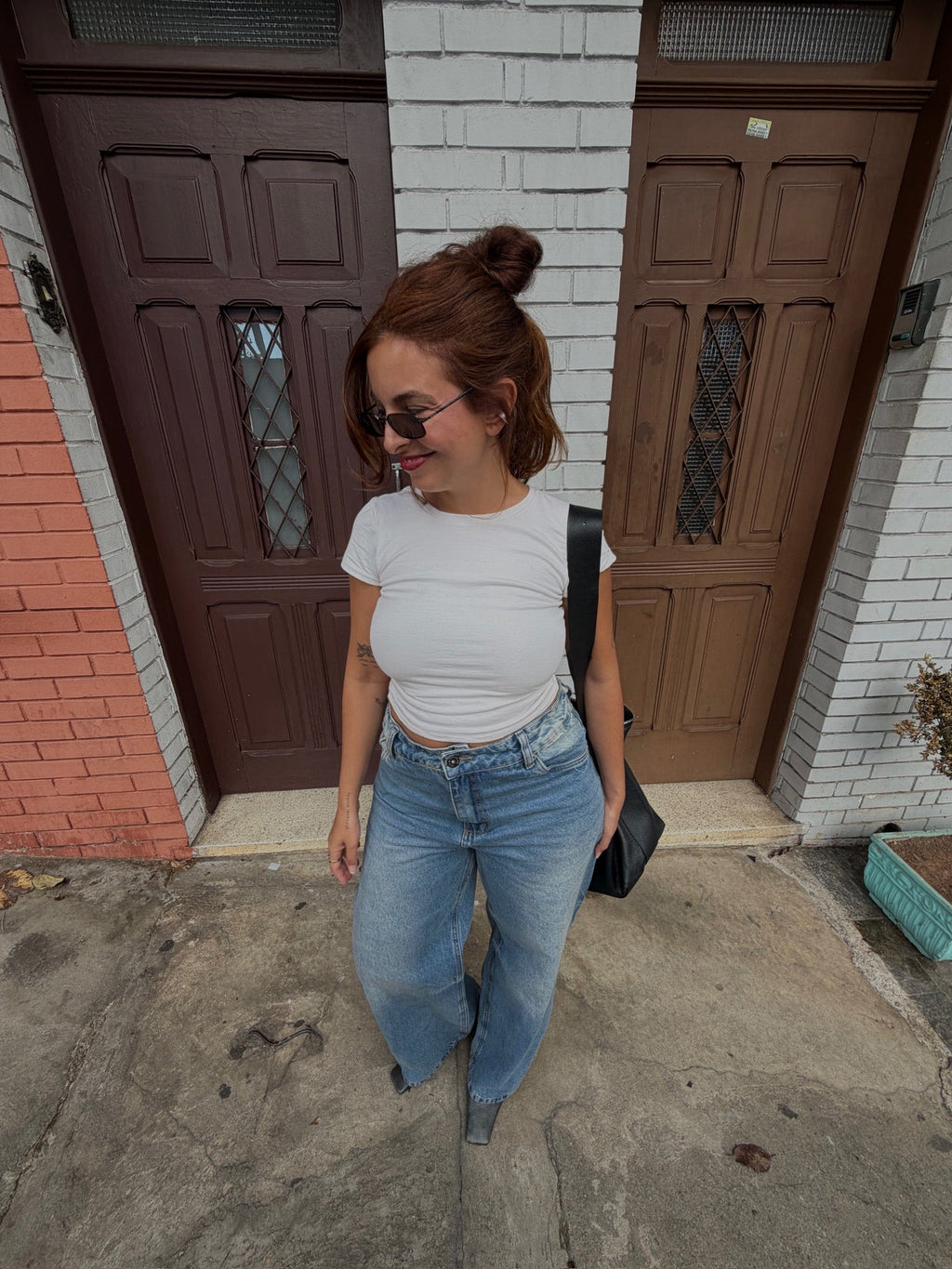 calça jeans ajustável wide acid wash