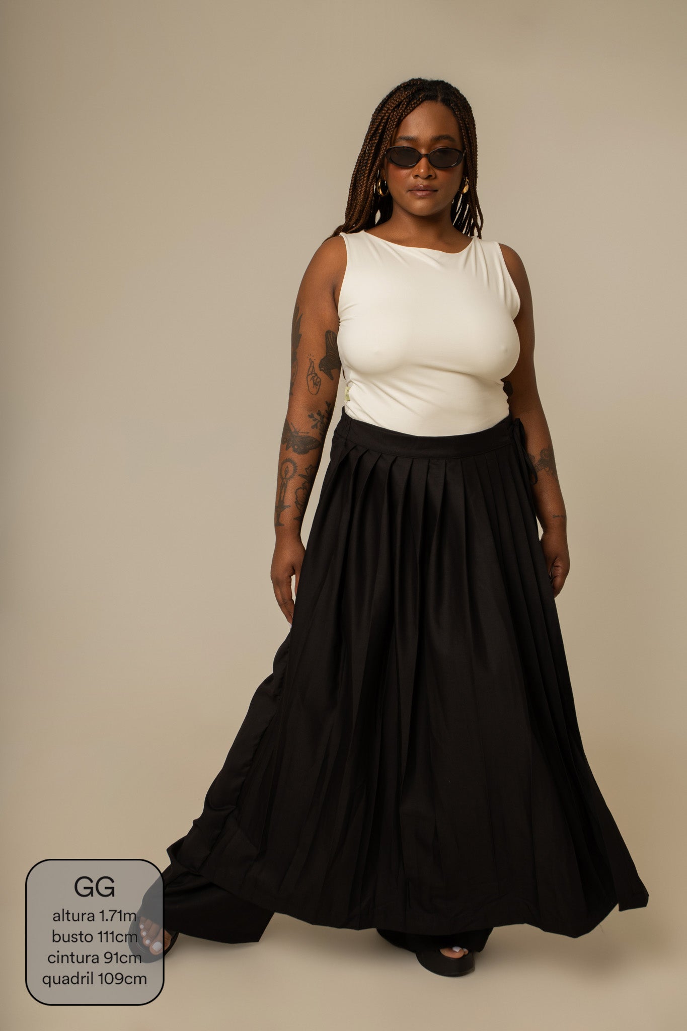 calça saia plissada collab frida & lela