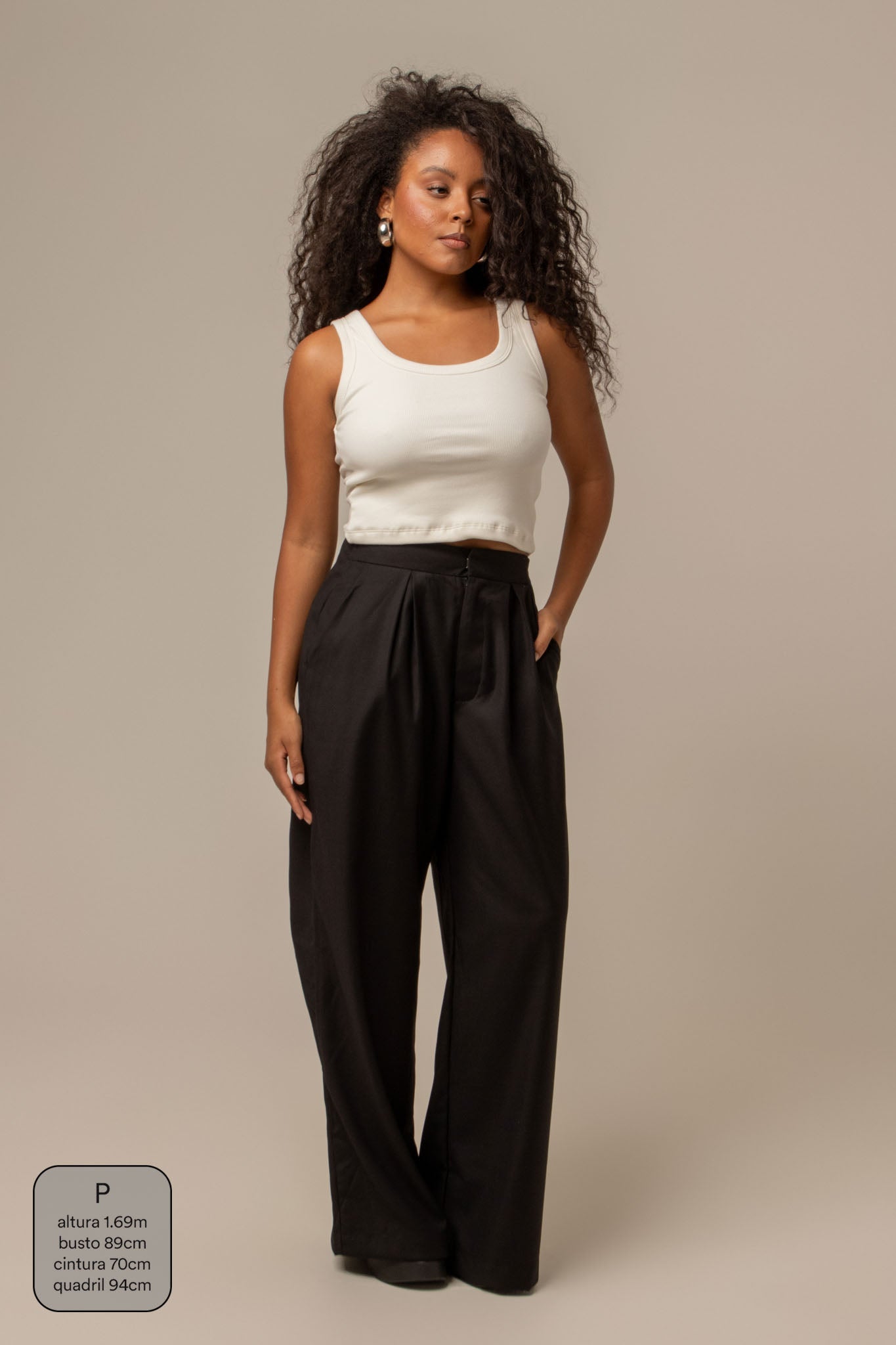 calça-saia de alfaiataria chefa