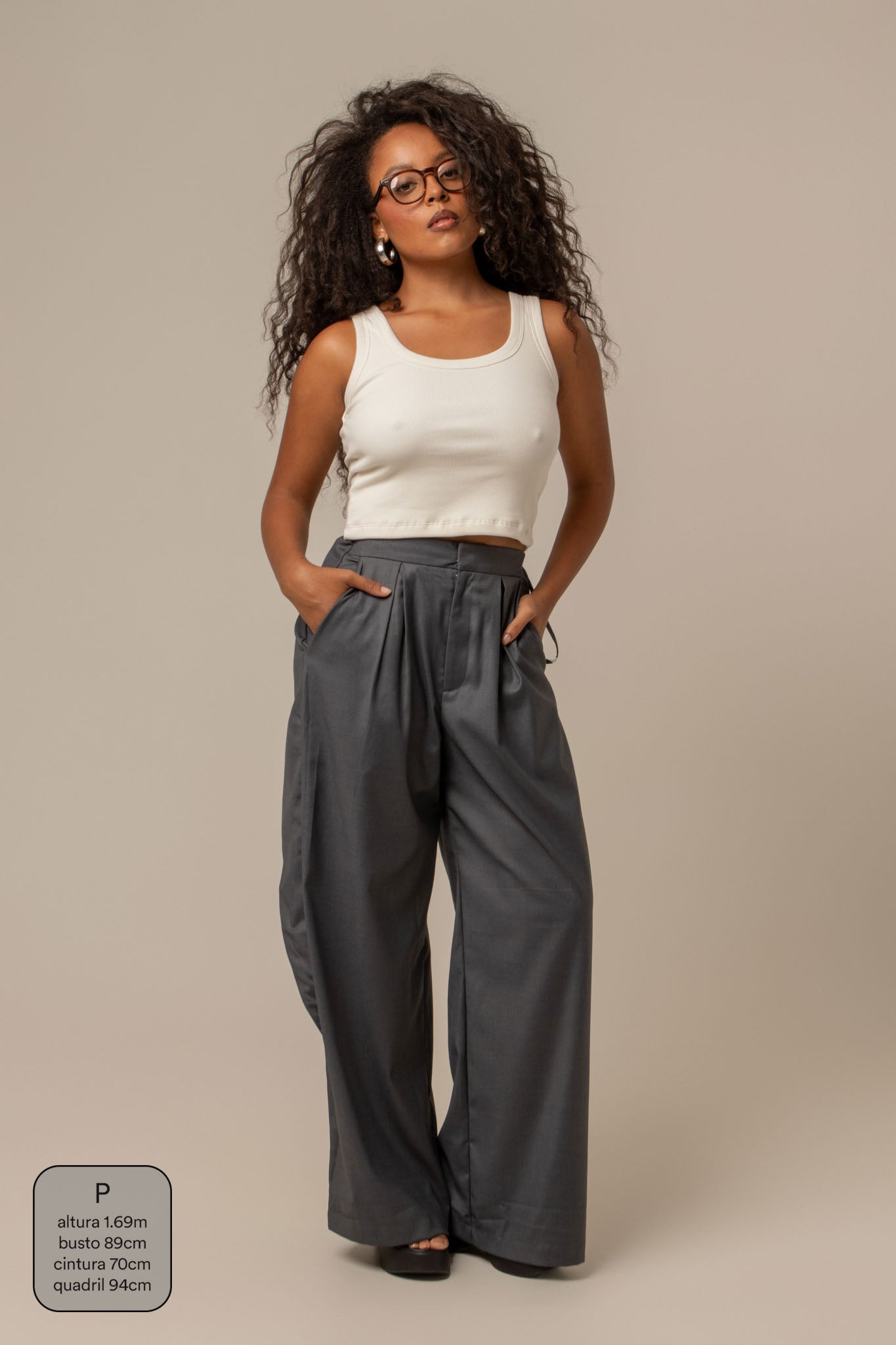 calça-saia de alfaiataria chefa