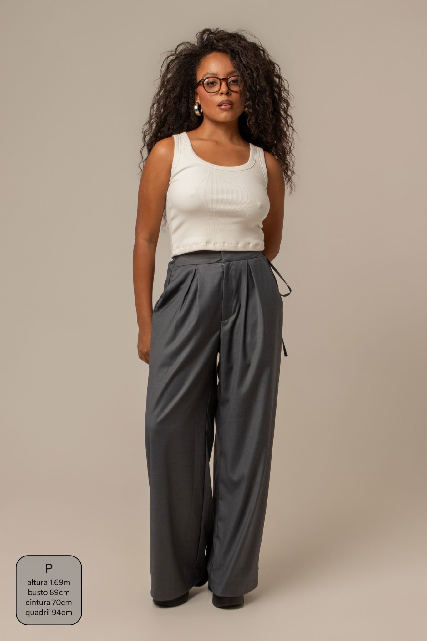 calça-saia de alfaiataria chefa