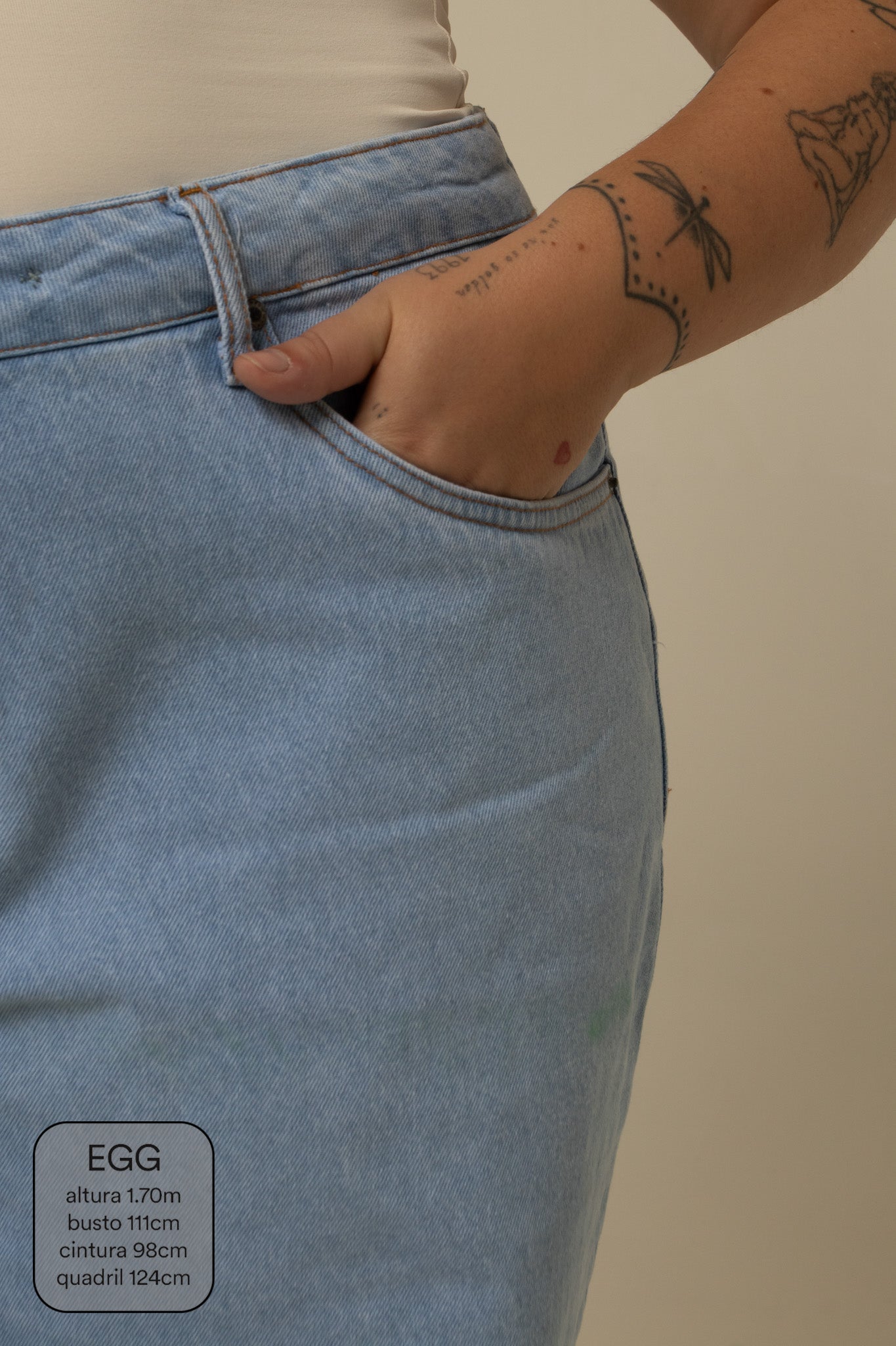 calça jeans ajustável mom clara