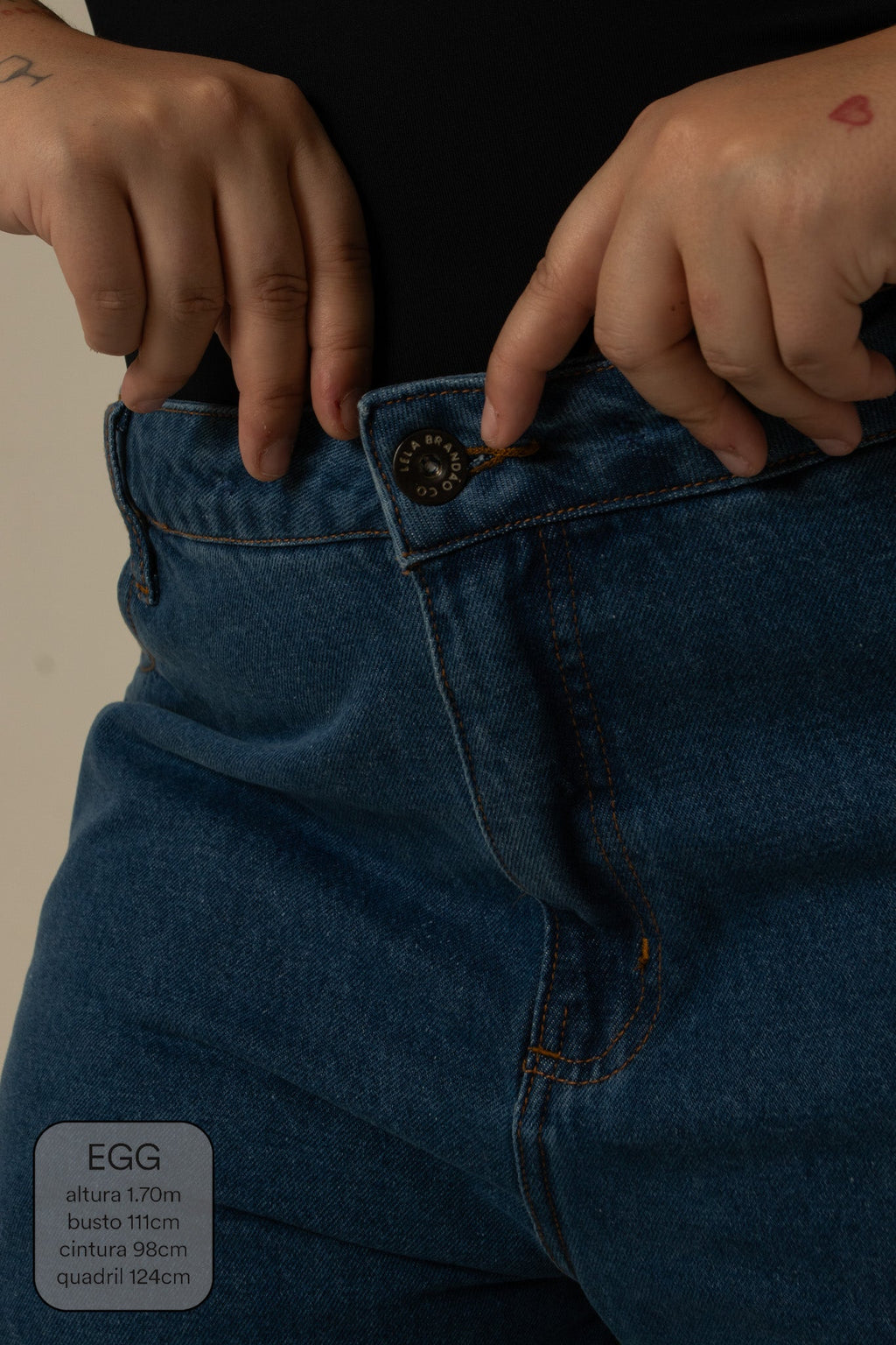 calça jeans ajustável mom denim blue