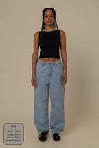 calça jeans ajustável mom clara