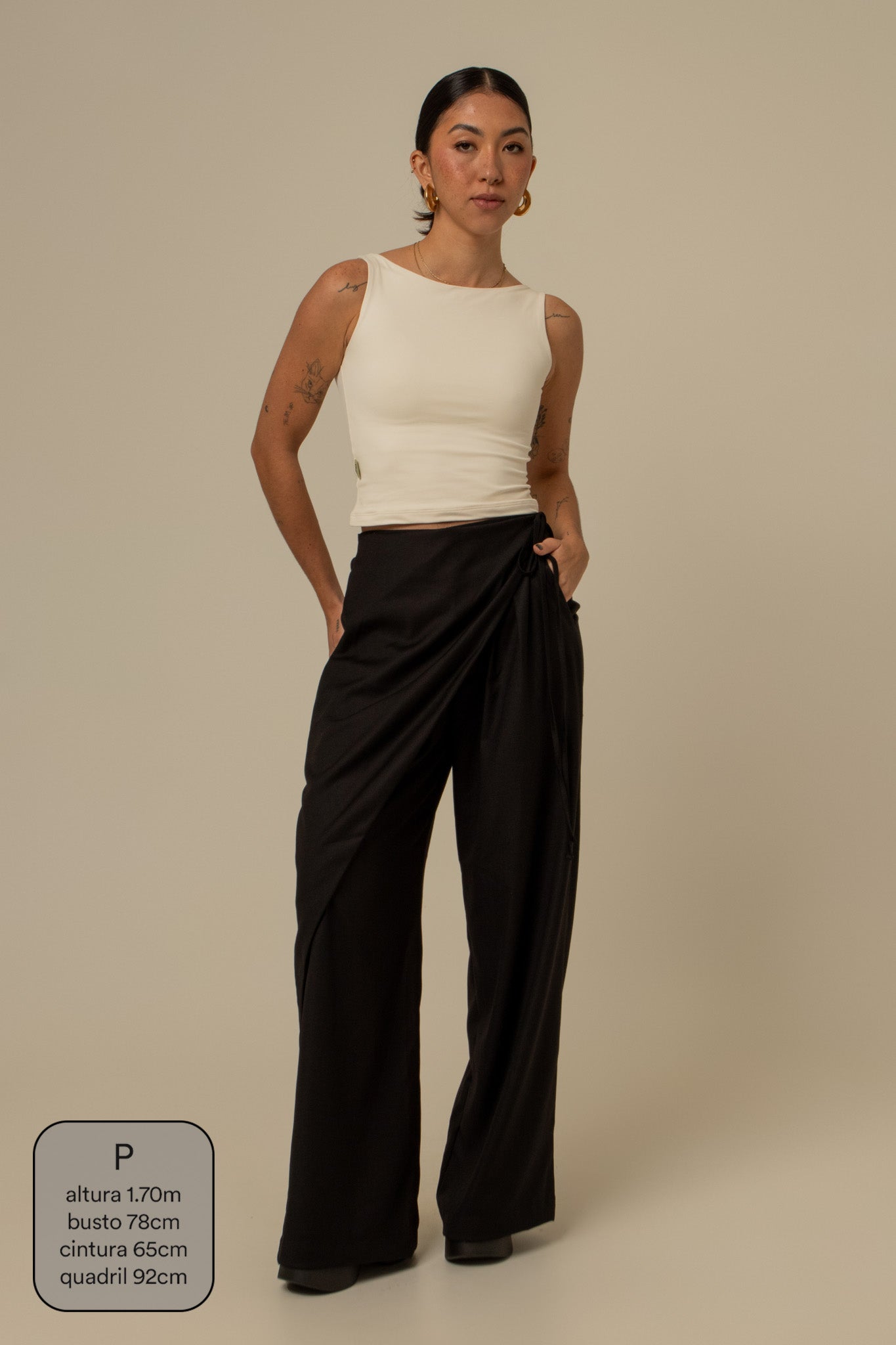 calça-saia de alfaiataria chefa