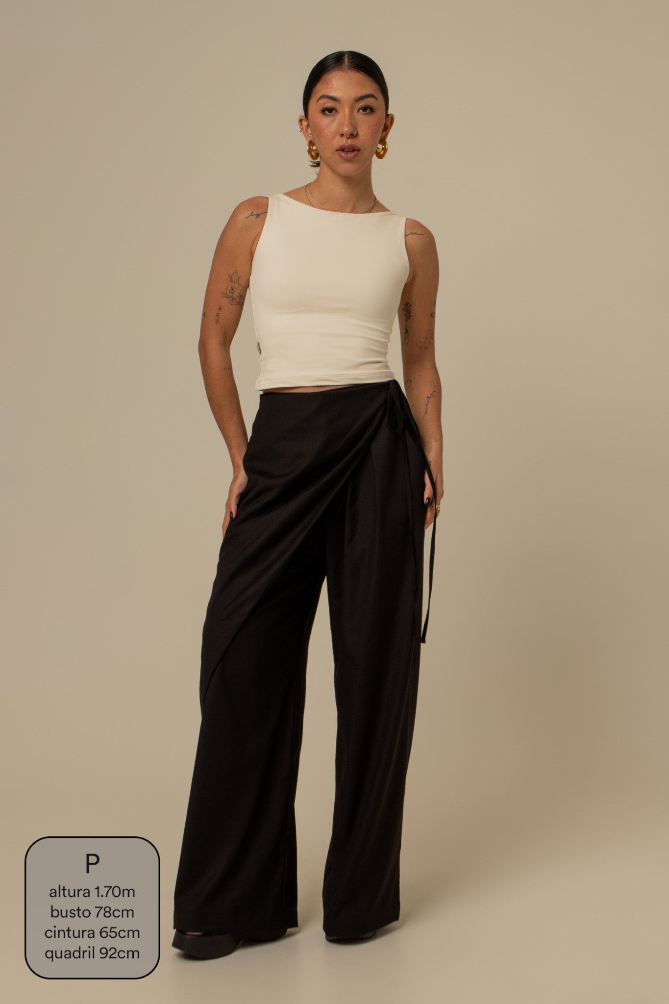 calça-saia de alfaiataria chefa