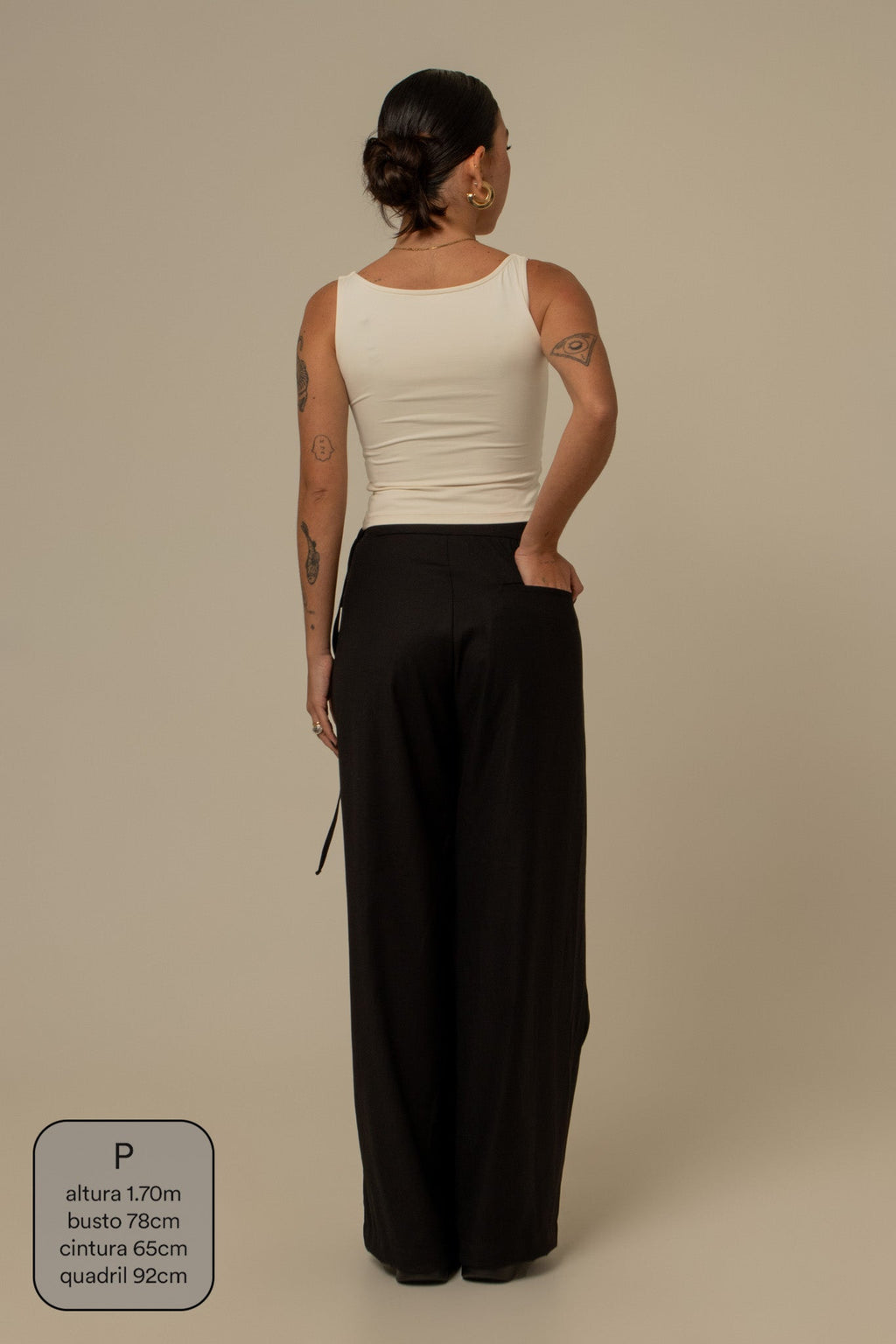 calça-saia de alfaiataria chefa