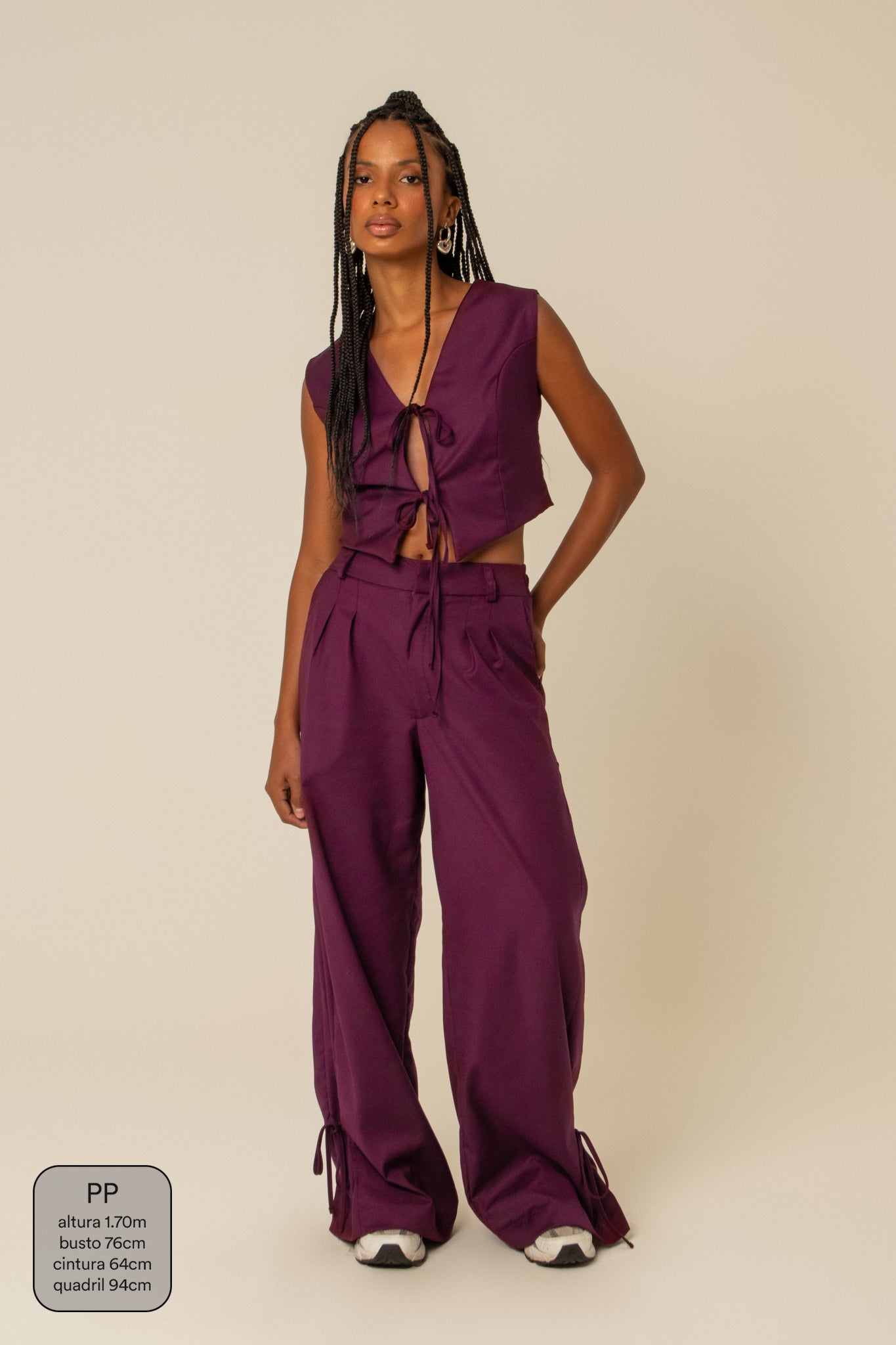 calça alfaiataria laço