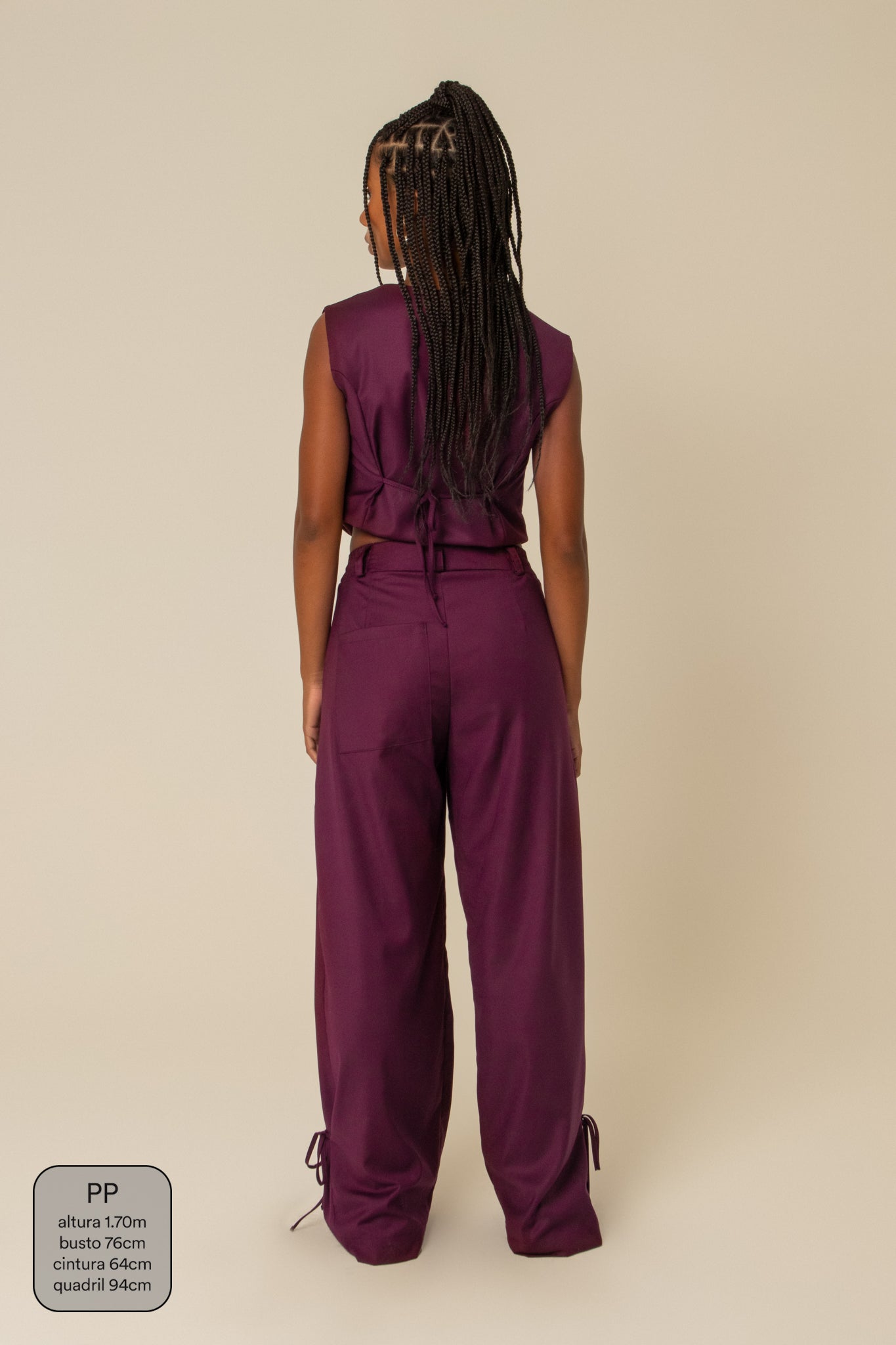 calça alfaiataria laço