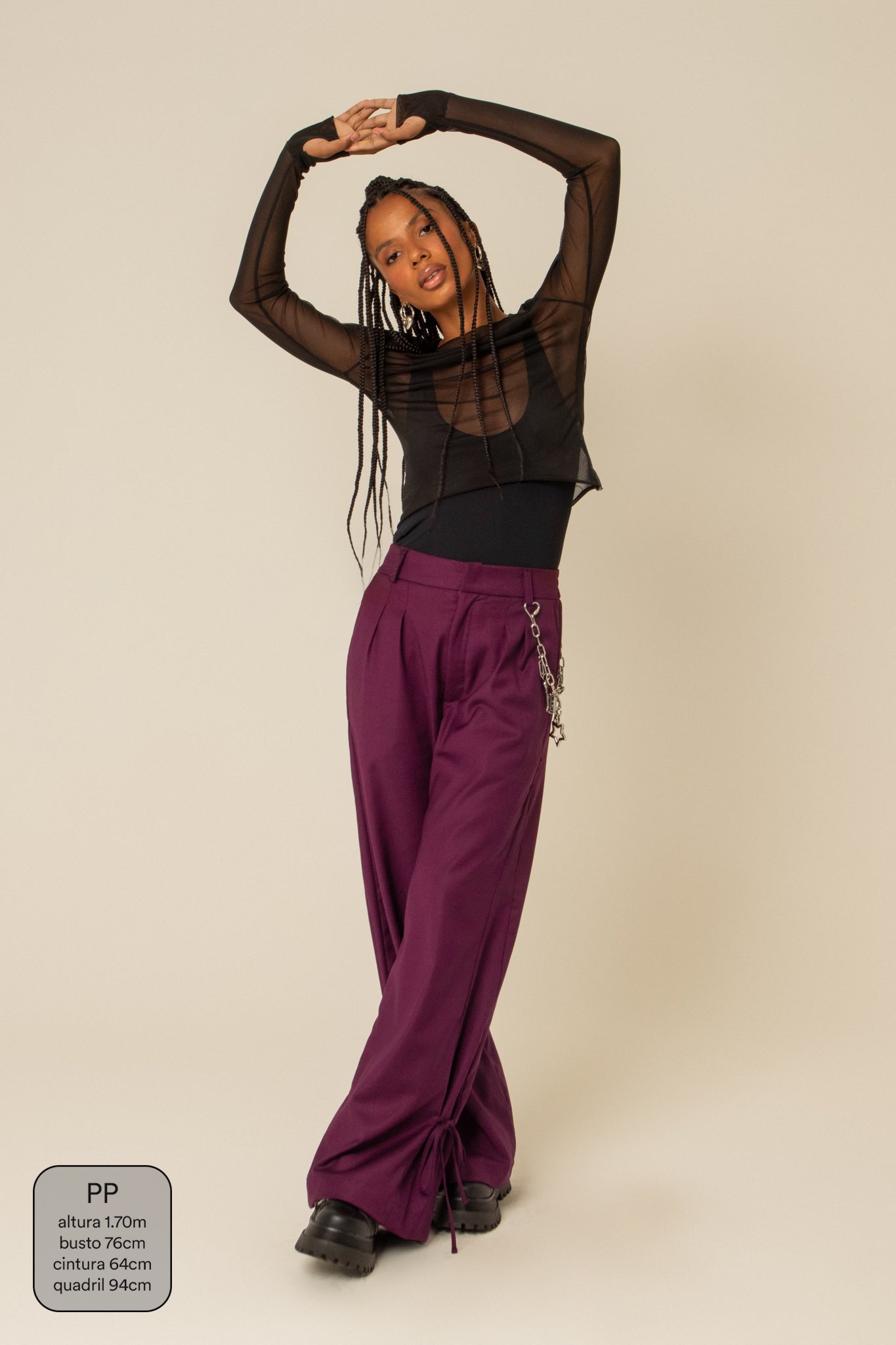 calça alfaiataria laço