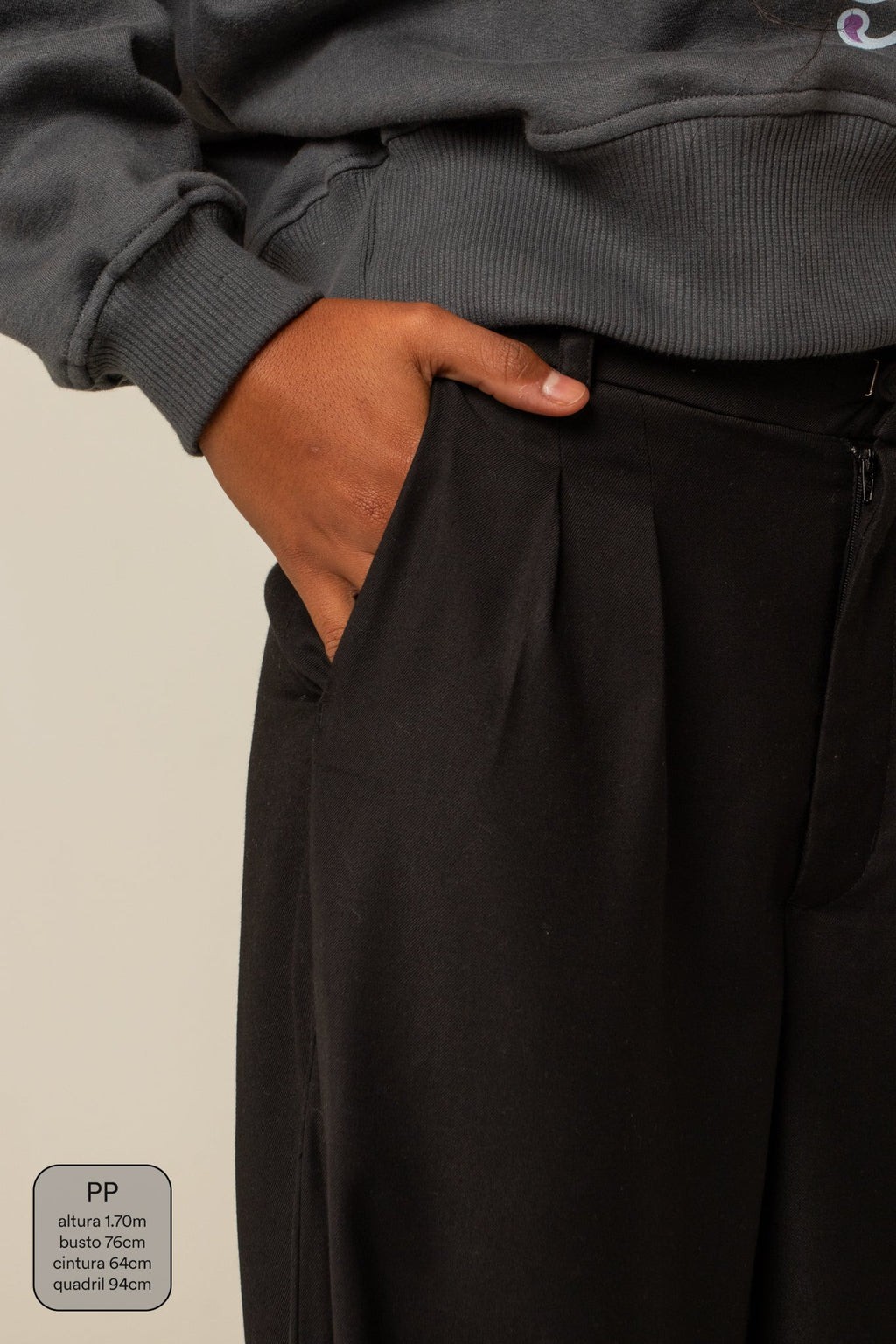 calça alfaiataria laço