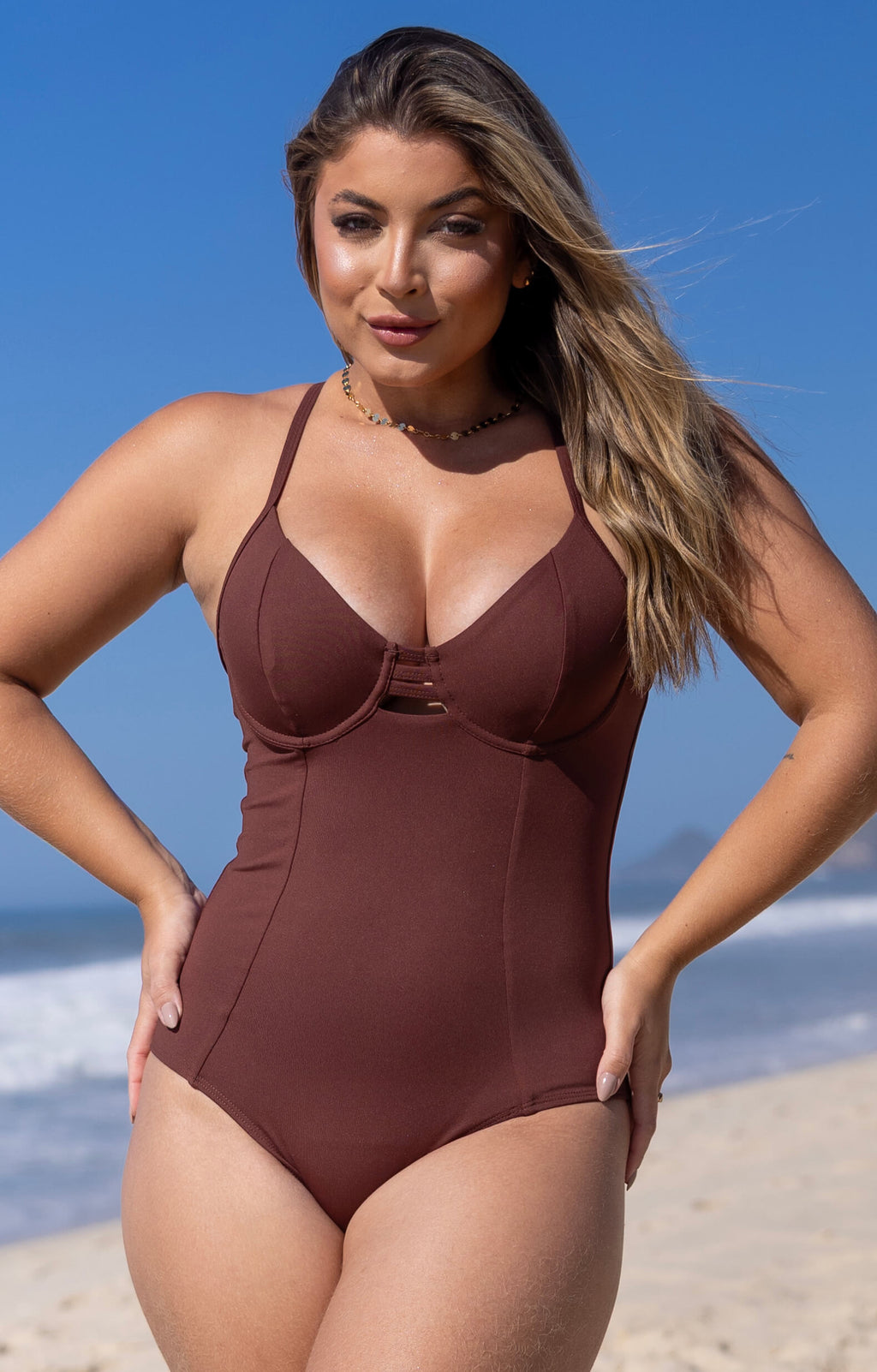 Maiô Modelador Meia Taça Strappy com Bojo Removível Marrom